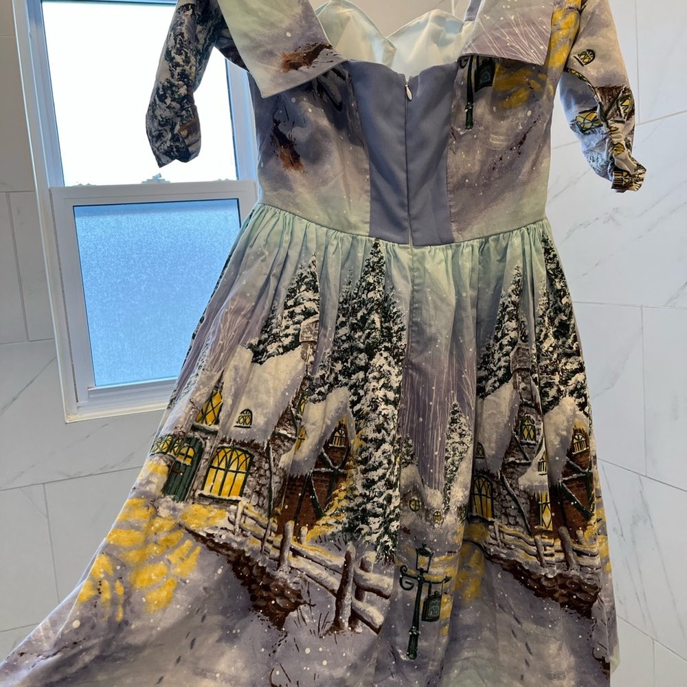 Bernie Dexter Winter Village Print Midi Dress - Picture 5 of 7